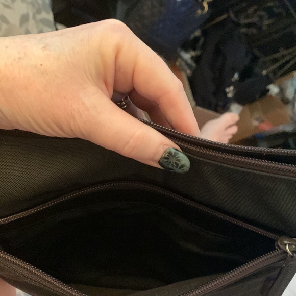 Gucci Bamboo Handle Shoulder Bag in Canvas. - Picture 6 of 6